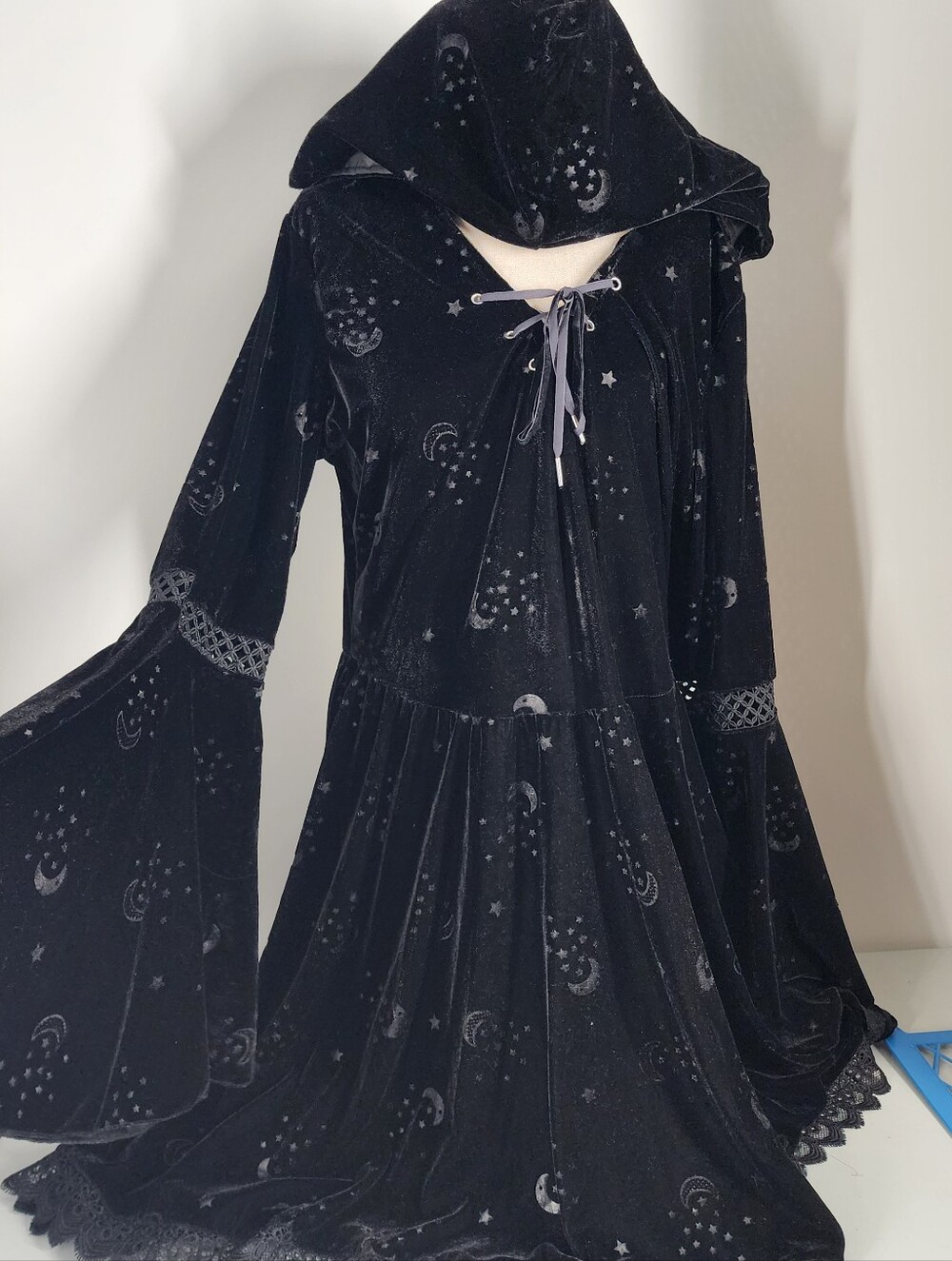Spirit Dress Womens XL Black Velvet Hooded Celestial Bell Sleeve Witch Gothic